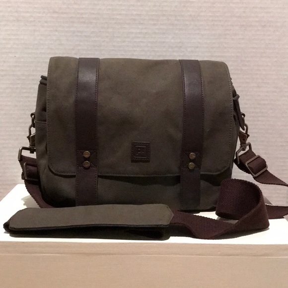 pt camera bag